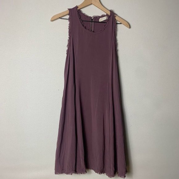 ALTAR STATE DRESS - Picture 1 of 5